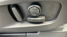 Land Rover Defender 3.0 D250 X-Dynamic SE 110 5dr Auto Diesel Estate